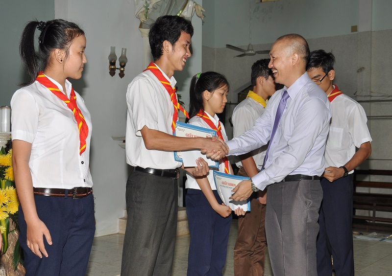 LỄ TRAO HỌC BỔNG HOA TRẠNG NGUYÊN lần 3 - Sept 2013